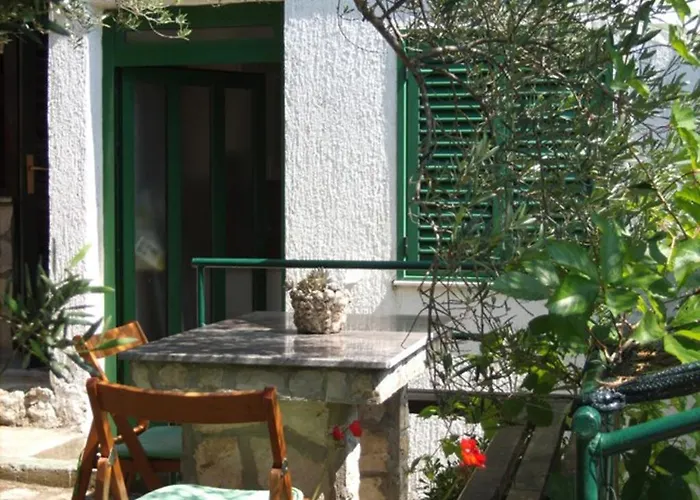 By The Sea Cove Mikulina Luka, Korcula - 16397 *